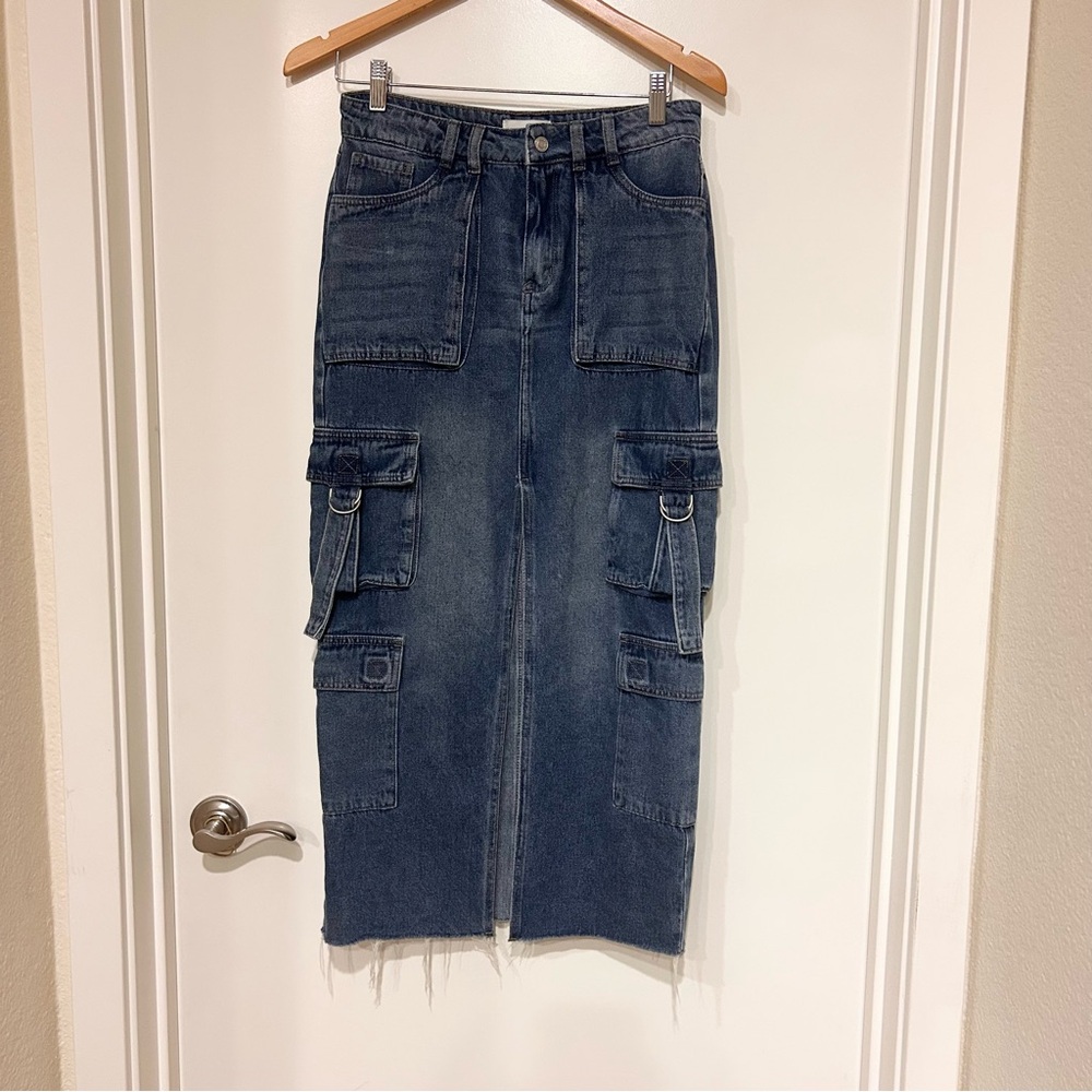 Pacsun Indigo Cargo Midi Skirt size Small high-rise stretchy material front slit - Picture 5 of 10